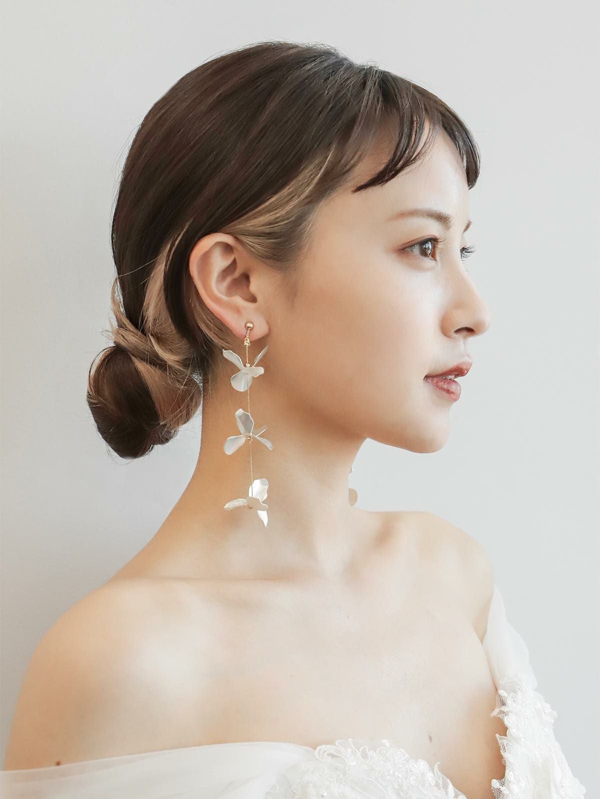 マットシルバーフラワー イヤリング&ピアス【FE-COER-4】 | DRESSY