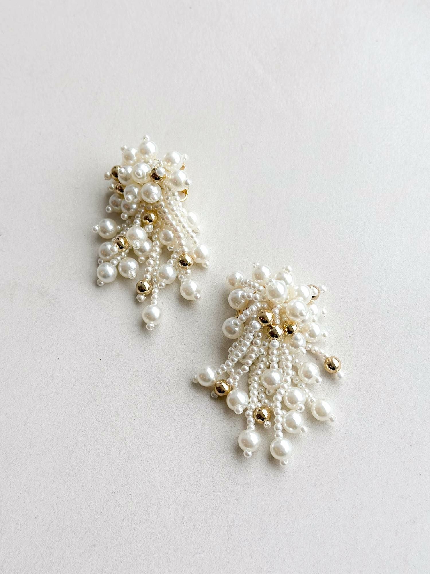 パールシャワー イヤリング&ピアス〈PV-COER-10〉 | DRESSY ONLINE